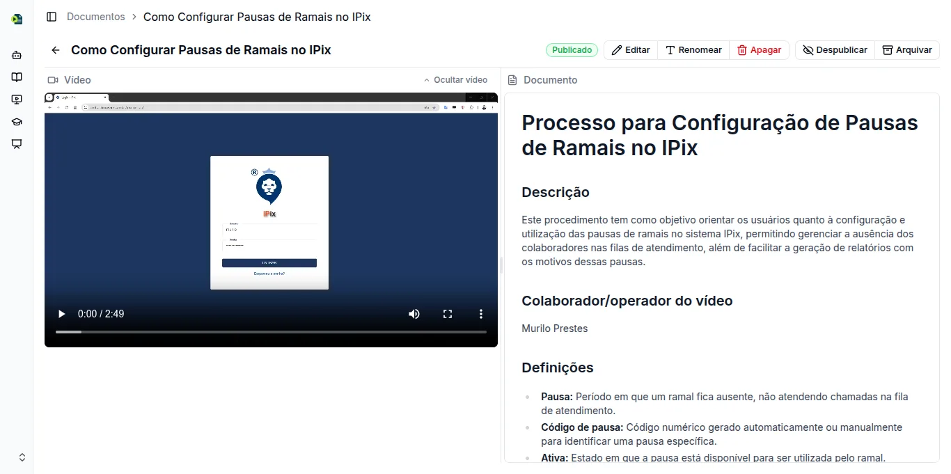 Colaborador acessando trilha de capacitação com documento e vídeo lado a lado